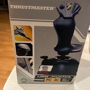 Thrustmaster USB Joystick